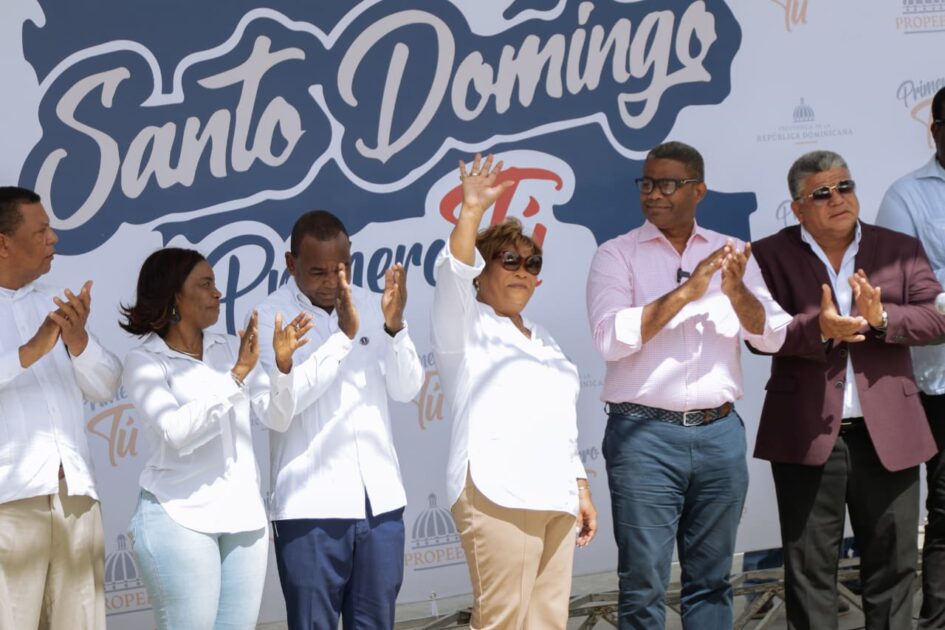 @LucreciaLeyba estuvimos en mi municipio La Victoria, acompañando a nuestra gente en la Jornada de Inclusión Social @propeepgob y varias instituciones del Estado que ponen sus servicios al alcance de la comunidad