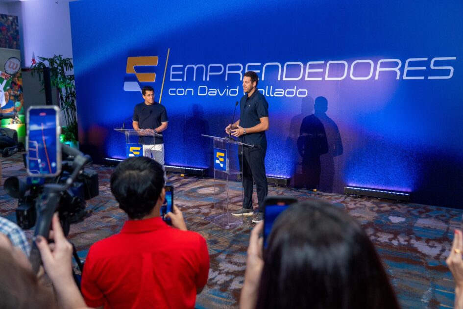 @DavidColladoM Desde #EmprendedoresConDCPodcast seguimos creando espacios para aprender de quienes han alcanzado la cima con esfuerzo, disciplina y visión