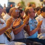 @JosePaliza Junto al presidente @luisabinaderinauguramos el nuevo centro logístico de Aduanas, así como iniciamos la construcción de la nueva terminal de pasajeros del #AILA, con una inversión de US$250MM. Por un aeropuerto de clase mundial que nos conectará mejor con el mundo