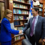 @RaquelPenaVice recibió al señor Enrique García, presidente de Cementos Progreso RD, acompañado de directivos de la empresa, con quienes conversó sobre temas de interés general