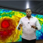 EN VIVO | HURACAN ERIN COMIENZA SU REEMPLAZO DEL OJO AHORA CATEGORÍA #4 Y SIGUE HACIA EL OESTE Con @FholguinC Francisco Holguín SABADO 16 AGOSTO 2025