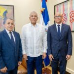 Ministro Andrés Bautista juramenta a Félix Reyna como director de la Diecom @ComunicacionDO