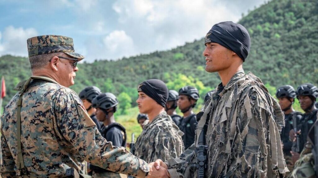 @MDefensaRD gradúa a cadetes y soldados en cursos de Operaciones Tácticas Especiales en áreas urbanas