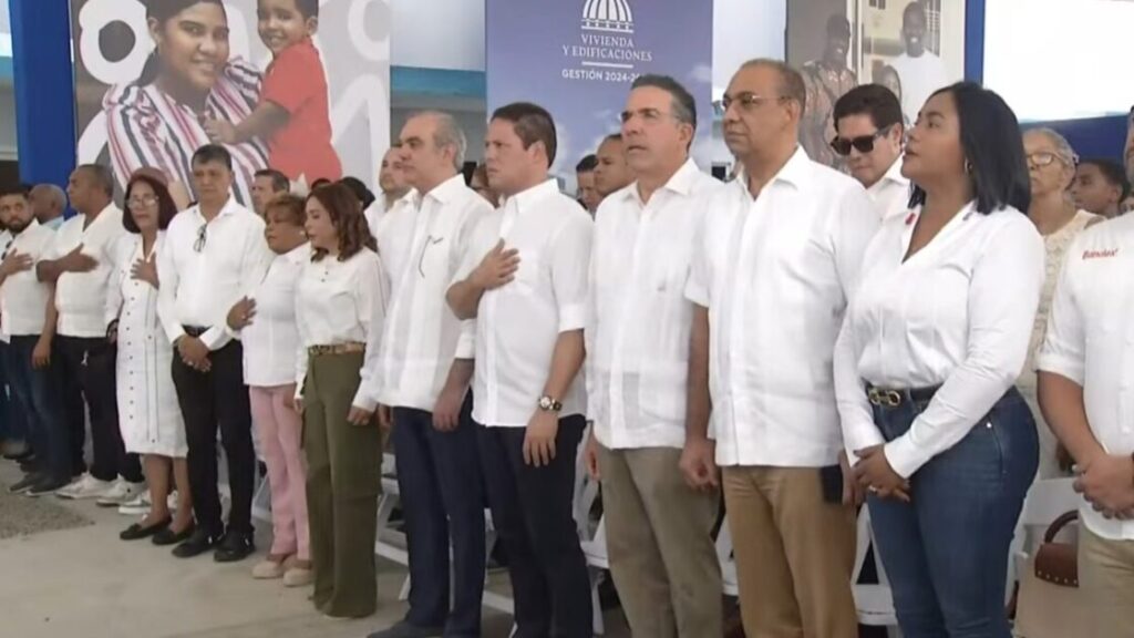 @LuisAbinader Entrega de apartamentos Residencial Lolita II – Hato Nuevo, Manoguayabo – Plan Vivienda Feliz.