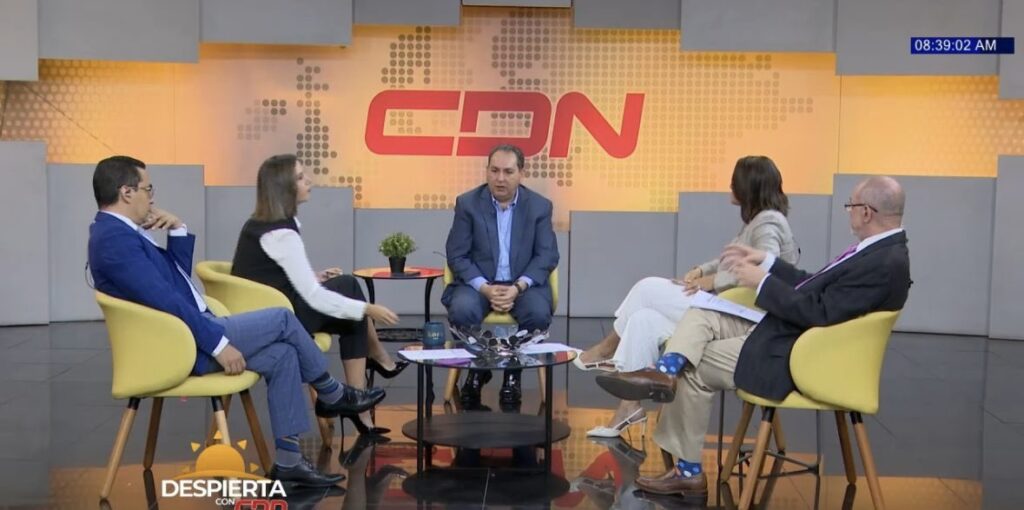 @SNSRDO ¡Deudas reducidas, hospitales fortalecidos y atención más cerca de la gente!