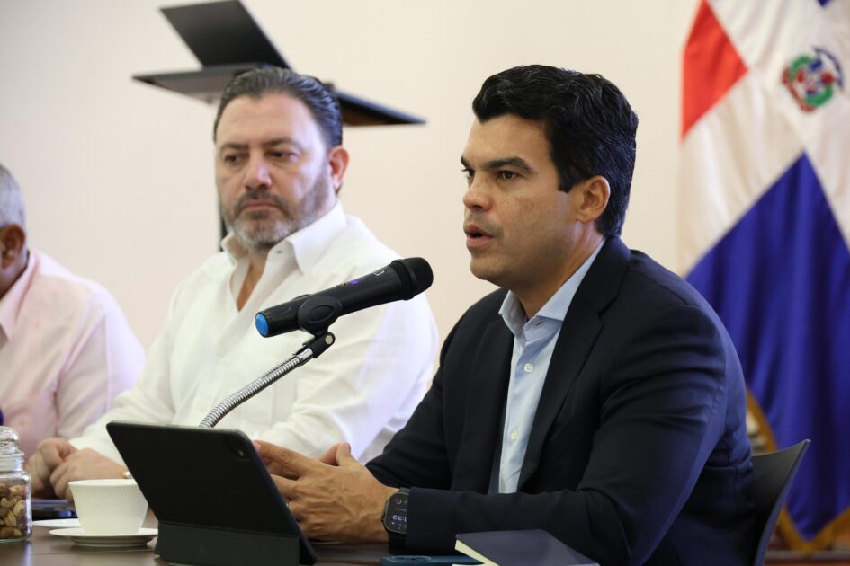 @WArnaudBisono Sesión de trabajo con nuestros encargados provinciales