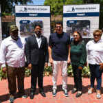 Ministro David Collado inicia reordenamiento de Boca Chica; entrega obra e inicia otras más