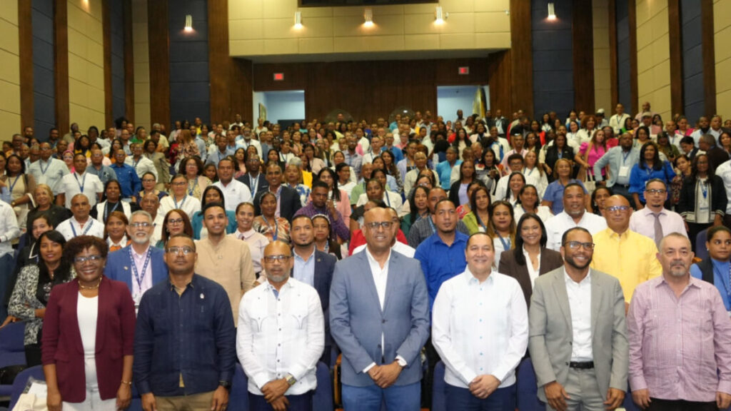 Ideice realiza II Precongreso Regional de Evaluación e Investigación Educativa en San Juan