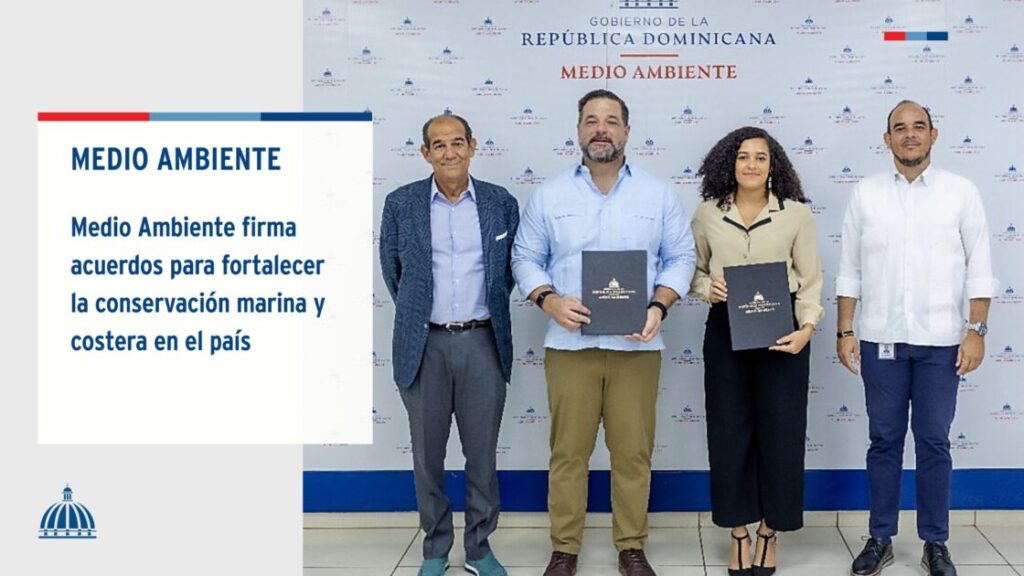 @ComunicacionDO @AmbienteRD suscribió dos importantes acuerdos de colaboración con la Fundación Ecológica Arrecifes de Bávaro y la organización Soluciones Naturales Uynghiem Ngo