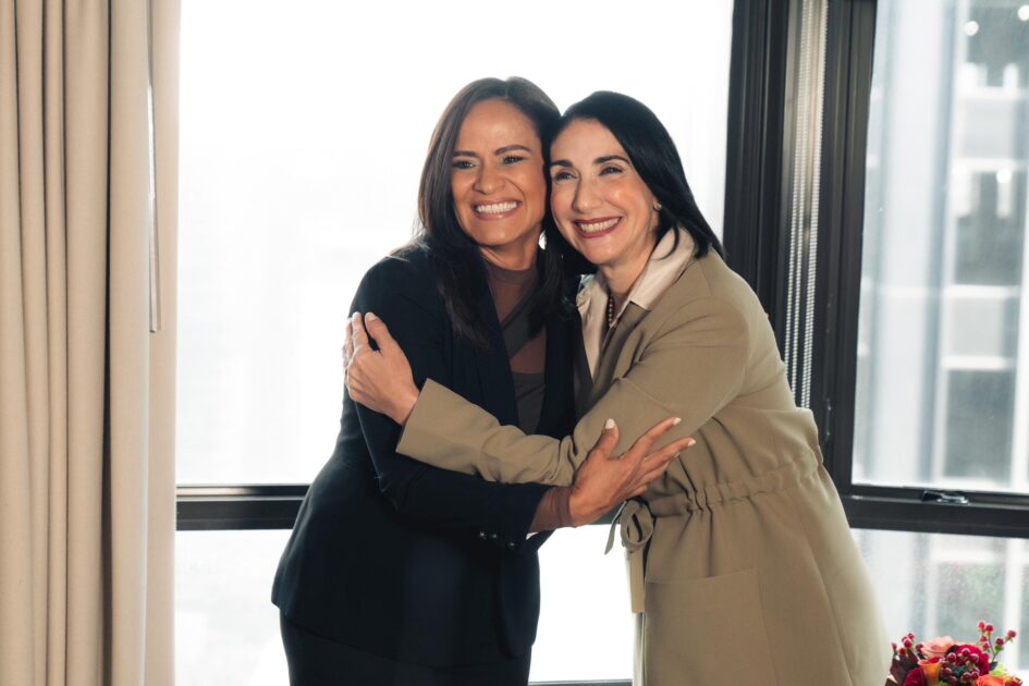 @RaquelArbaje Gracias de corazón a Esperanza Ceballos y al equipo de Noticiero Univisión Nueva York por el espacio tan especial de hoy