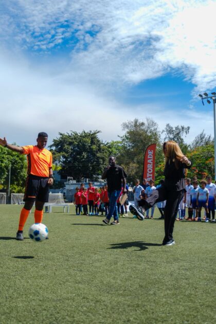 @CarolinaMejiaG Hoy dimos inicio al Torneo Infantil AFDN 2025! Gracias por la oportunidad de dar el saque de honor y compartir con estos niños