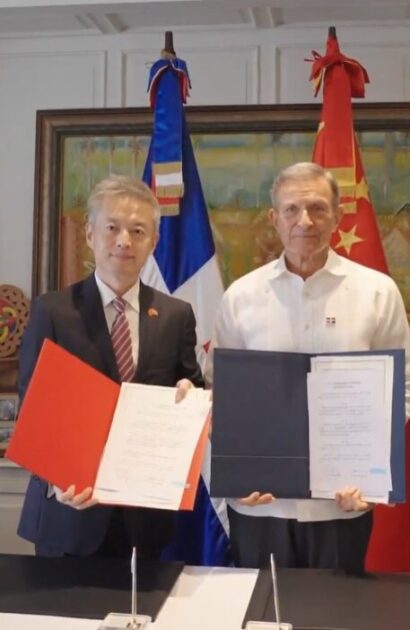 @MirexRD República Dominicana y la República Popular China firman instrumentos de cooperación financiera y formación de funcionarios públicos