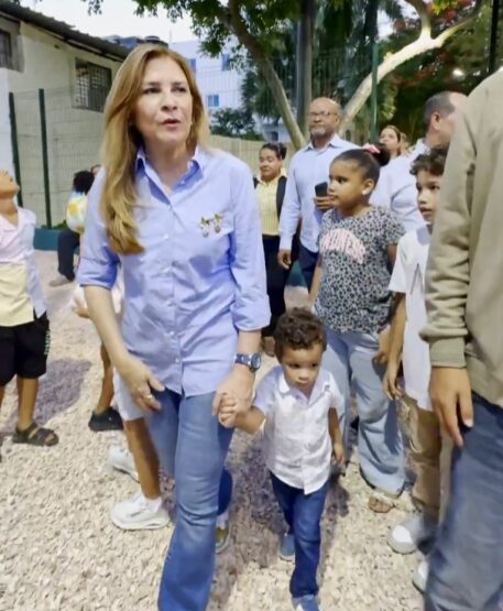 @AlcaldiaDN Con gran entusiasmo celebramos la inauguración del Parque Ofelia!