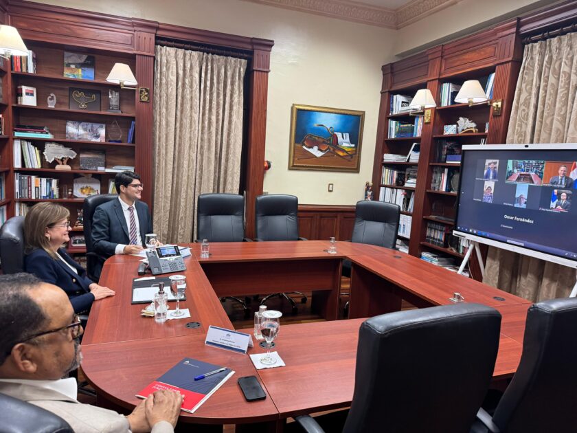 El CNM sostuvo una sesión virtual la tarde de este viernes, la cual estuvo presidida por @RaquelPenaVicey a la cual se conectaron todos los consejeros