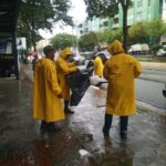 @AlcaldiaDN Nuestras brigadas permanecen activas en diferentes puntos del Distrito nacional para mantener la ciudad limpia y en orden tras las lluvias