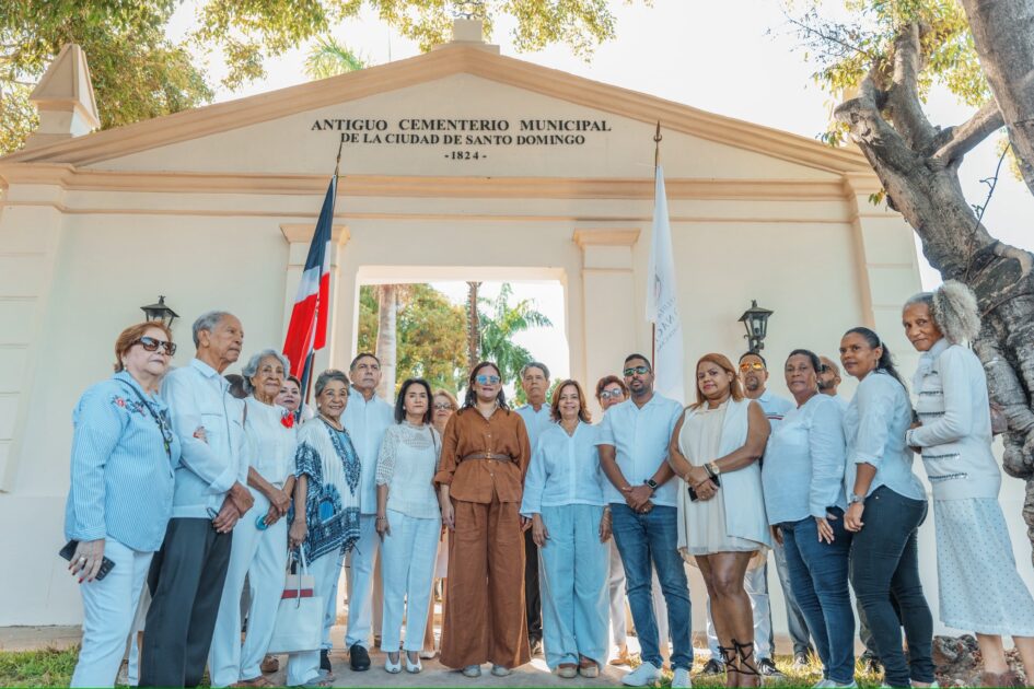 @CarolinaMejiaG @AlCaldiaDN conmemora 201 años de historia en el Antiguo Cementerio Municipal, un espacio que guarda la memoria de nuestra ciudad y de quienes nos precedieron