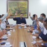 @DiputadosRD @Vicentesh_ presentó para estudio de la comisión el proyecto de resolución que solicita la creación de un punto GOB para LA provincia Espaillat