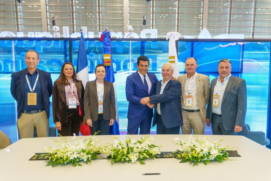 @DavidColladoM informa sobre importantes acuerdos con Aerolíneas @TurismoRD #RDBrillaEnParís #RDEnTopResa2025