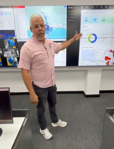 @EducacionRDO da la bienvenida al Centro Georreferenciado de Control y Monitoreo de @Traeeducacion, un paso decisivo hacia la eficiencia, la seguridad y la innovación