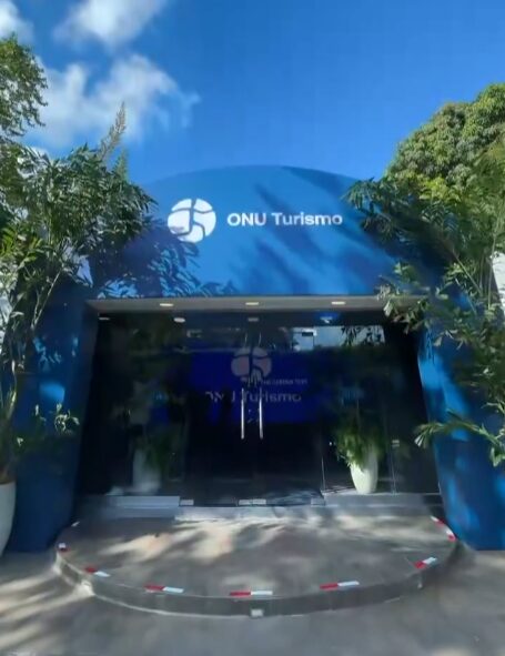 @TurismoRD @DavidColladoM: «Ser reconocido por mis homólogos y por la Organización Mundial del Turismo (@UNWTO), me llena de orgullo y satisfacción, y lo recibo con mucha humildad»