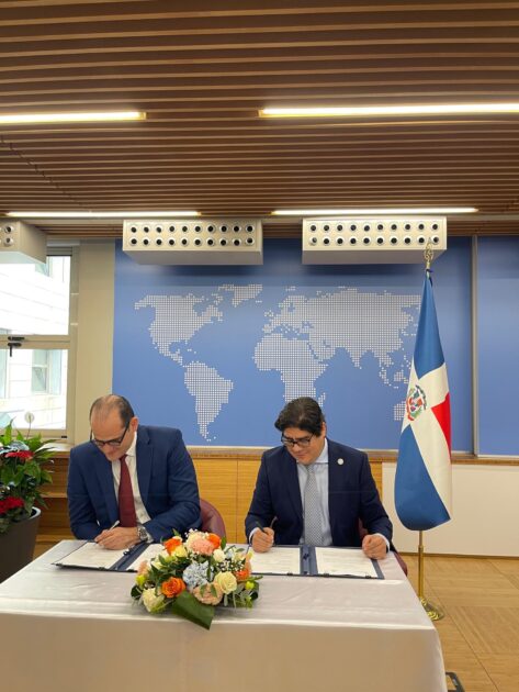 @InabieRD Desde Roma, Italia, nuestro director ejecutivo Adolfo Pérez y el representante de la FAO en República Dominicana, Rodrigo Castañeda Sepúlveda firmaron un acuerdo de cooperación para continuar fortaleciendo nuestro Programa de Alimentación Escolar