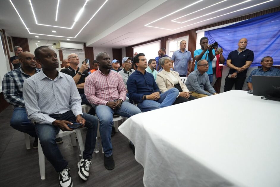 @WArnaudBisono Junto a las autoridades de San Pedro de Macorís, coordinamos levantamientos en varios sectores para identificar nuevas obras. Estaremos presupuestando y comunicando los avances de manera oportuna