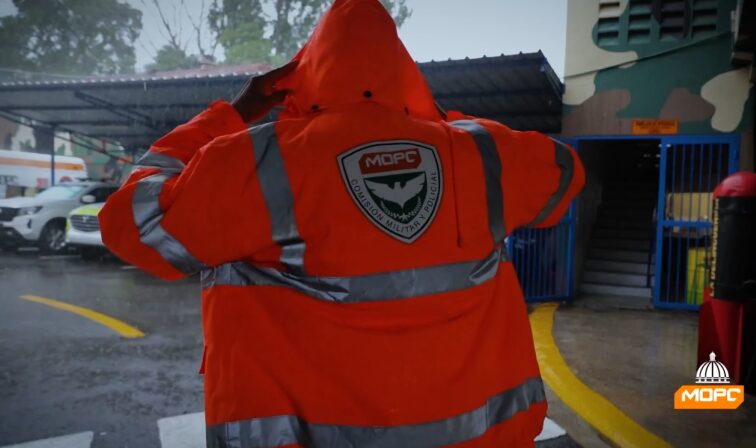 @RDMOPC Ante los efectos de la vaguada que impactará gran parte del país, la Comisión Militar y Policial (COMIPOL), activó su Plan de Prevención y Respuesta ante Emergencias Viales