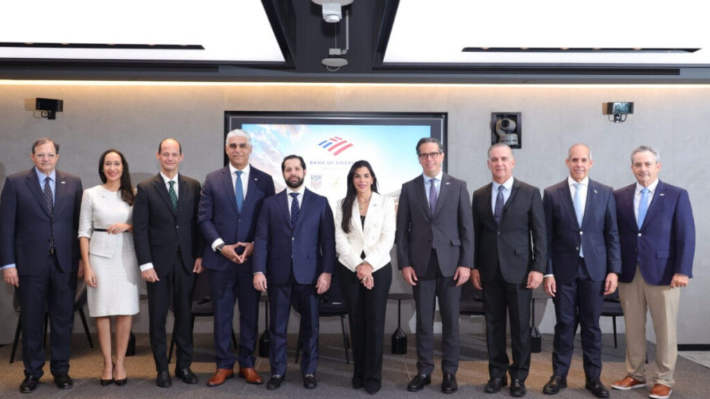 Superintendente destaca avances históricos durante Semana Dominicana en NY: mercado de valores dominicano sólido, estable y en expansión