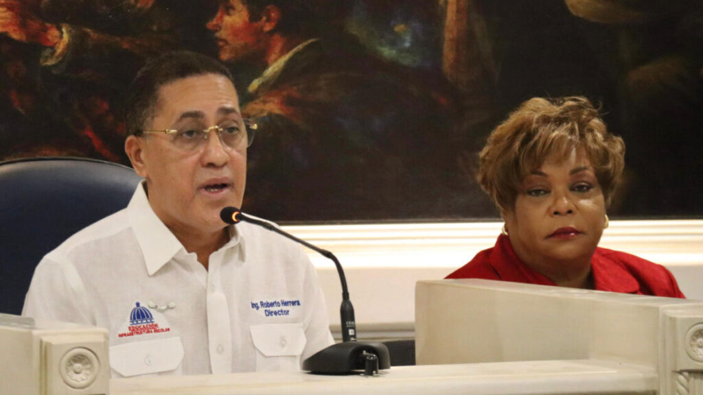 Infraestructura Escolar acelera trabajos de terminación y remozamiento de escuelas en Los Alcarrizos