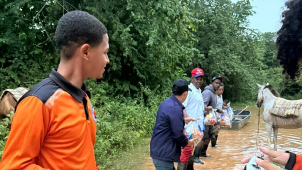 Dirección de Asistencia Social y Alimentación Comunitaria realiza operativo de entrega de kits de raciones crudas y cocidas en el Distrito Nacional