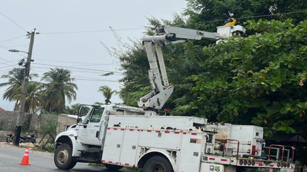Sistema de distribución eléctrica mantuvo estabilidad histórica durante el paso de la tormenta Melissa