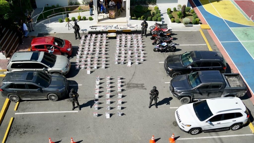 @ProcuraduriaRD Ministerio Público y DNCD (@DNCDRD) ocupan 643 paquetes de cocaína en la puesta en marcha de la Operación Leopardo