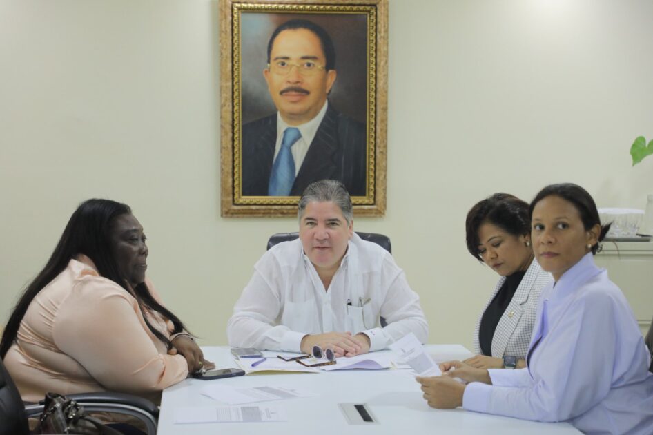 @DiputadosRD continúa con el estudio de la iniciativa que recomienda al presidente de la República instruir al ministro de Viviendas y Edificaciones a tomar una partida del presupuesto