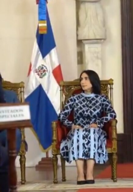 @RaquelArbaje rendimos un sentido homenaje a aquellos seres excepcionales que, con su ejemplo de vida y entrega incansable, honran y cuidan a nuestros adultos mayores