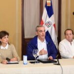 @RaquelPenaVice Desde ayer, junto al presidente @LuisAbinader y los organismos de emergencia, estamos en sesión permanente, supervisando las acciones preventivas y de respuesta ante el paso de la tormenta Melissa