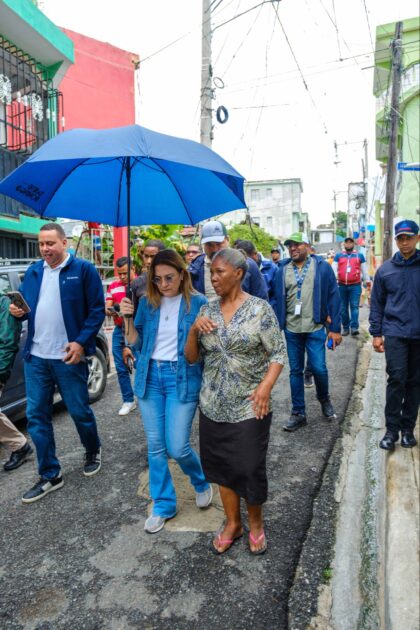 @CarolinaMejiaG Pedimos a todos los capitaleños y a nuestros hermanos de las demás provincias mantenerse atentos a las informaciones oficiales y tomar las precauciones necesarias