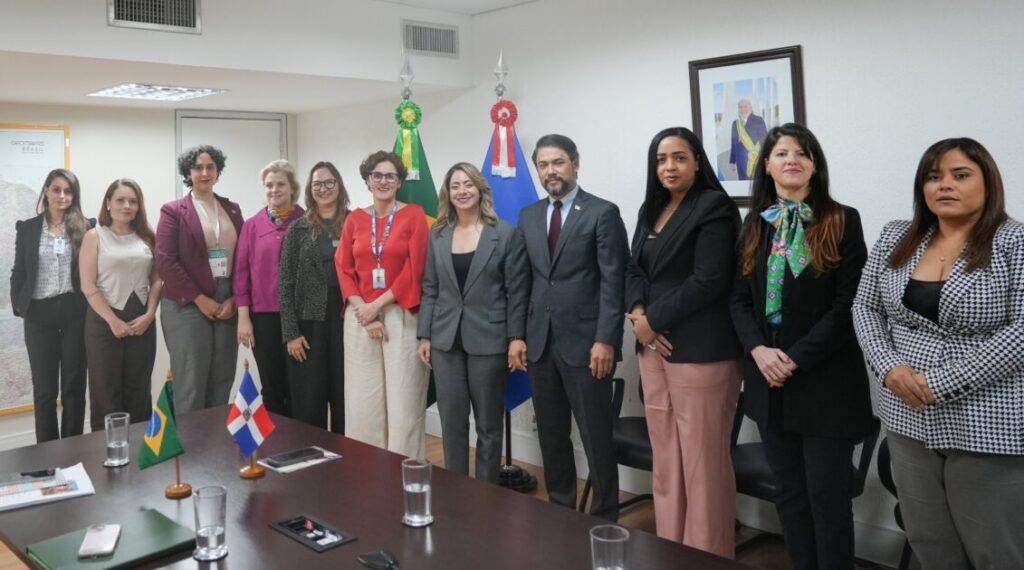 @SuperateRDO RD fue incorporada como país prioritario en la Alianza Global contra el Hambre y la Pobreza, una iniciativa impulsada por el Gobierno de Brasil y respaldada por el #G20