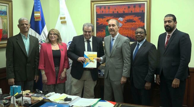 |VIDEO| @FGarciaFermin @MescytRD recibe a Luis Telo de Gama, Secretario General del Programa Iberoamericano de Ciencia y Tecnología para el Desarrollo (CYTED)