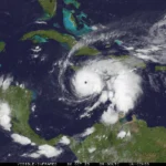 🔴 EN VIVO | MARTES 28: KINGSTON JAMAICA Huracán Melissa categoría 5 ENTRANDO A JAMAICA, APAGONES Y CASAS DAÑADAS | En CUBA ordenan evacuaciones