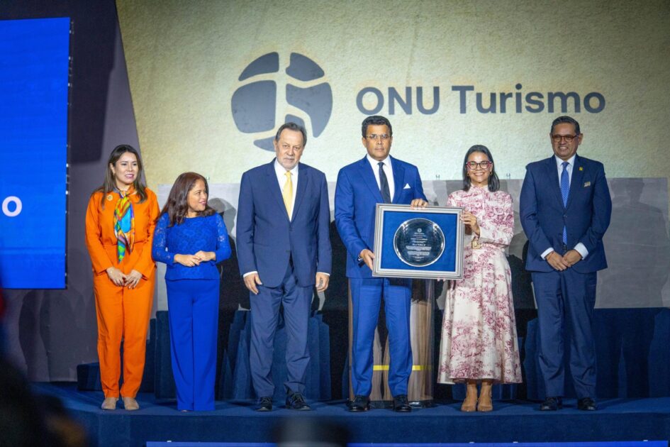 @ONU_es @TurismoRD reconoce a David Collado  como el mejor ministro de Las Américas | @DavidColladoM Agradece