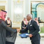 Emb. @AndyRodriguezDu entregó cartas credenciales a Su Alteza Real, Príncipe Mohammed bin Salmán de #ArabiaSaudita