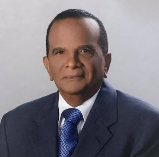 @PRM_Oficial expresa sus más sentidas condolencias por el fallecimiento de Vicente Sánchez Baret, destacado dirigente político, fundador del PRM