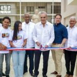 Presidente @LuisAbinader inaugura Centro Universitario Regional UASD-Cotuí con 29 aulas; ya suman cuatro los entregados a través del Mived