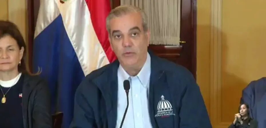 @LuisAbinader:” El país debe encaminarse a la normalización de sus actividades tras efectos de Melissa “CONTINUAREMOS AYUDANDO POBLACIONES VULNERABLES Y A QUIENES SUFRIERON DAÑO”