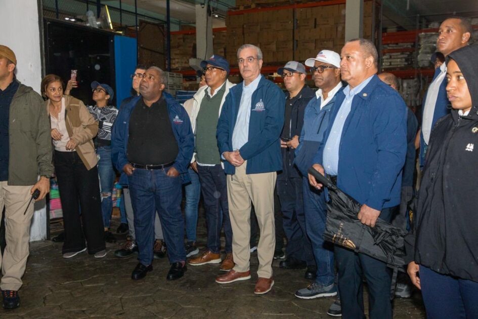 @TonyPena__: “Estamos en las calles, llevando asistencia a las familias afectadas por #Melissa”