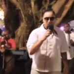 Elvioos Crespo compartió escenario con el grupo de personas no videntes Atrévete, interpretando el tema “Nuestra Canción” en la Plaza Colonial