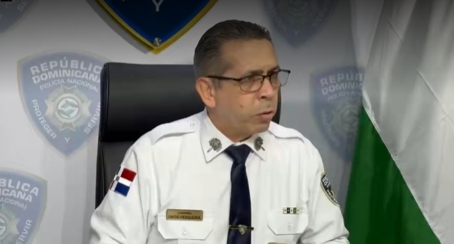 @PoliciaRD y Ministerio Público activan búsqueda y captura de hombre señalado como presunto autor de la muerte de una mujer de 45 años y su hija de 17