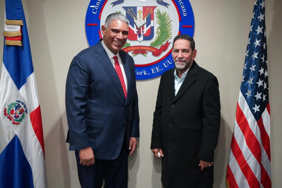 @ChuVasquez Recibe visita de mi antecesor en el Consulado Dominicano en NY, el Ing. Eligio Jáquez, actual asesor del Poder Ejecutivo en Asuntos Agrícolas