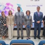 @GloriaReyesG Hoy tuve la oportunidad de asistir en el@SenadoRDa la conferencia “Entendiendo la violencia de género: conceptos, contextos y casos”, impartida por el Dr. Miguel Lorente, en conmemoración del Día Internacional de la No Violencia contra la Mujer