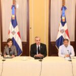 Presidente Abinader se reúne con funcionarios para continuar evaluando seguimiento a daños causados por fenómeno atmosférico Melissa